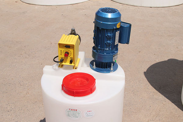 PE儲水箱 PE儲水箱